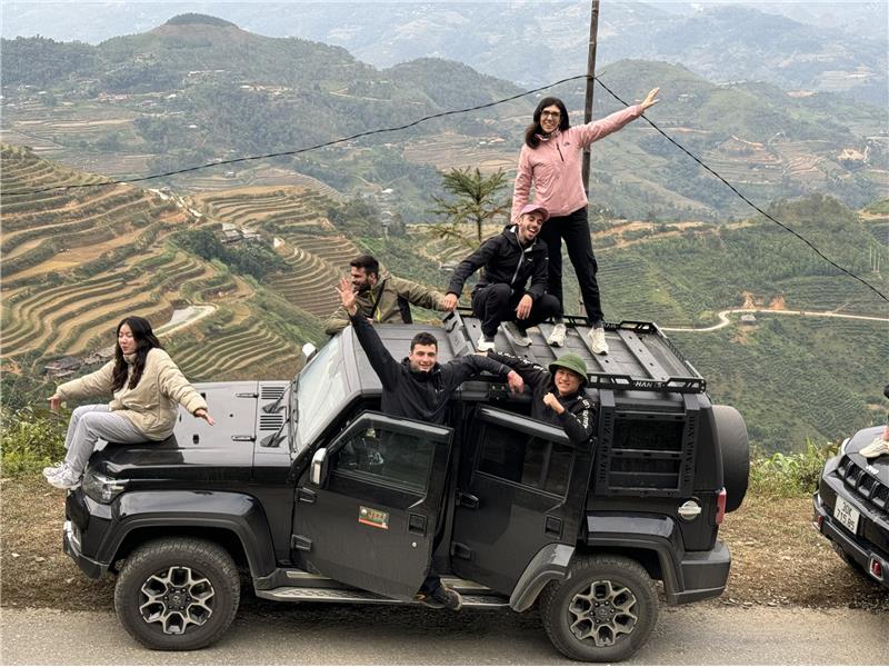 HA GIANG LOOP PRIVATE CAR TOUR 2 DAY 1 NIGHT 